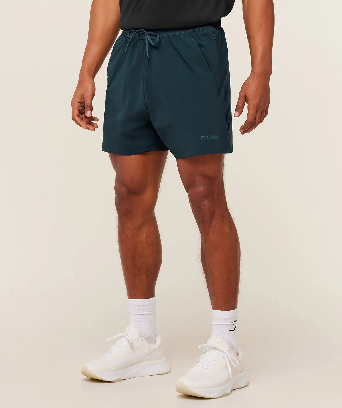 Hybrid 6" Short