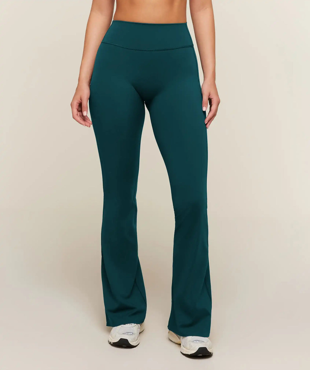 Shape Bonded Flared Leggings