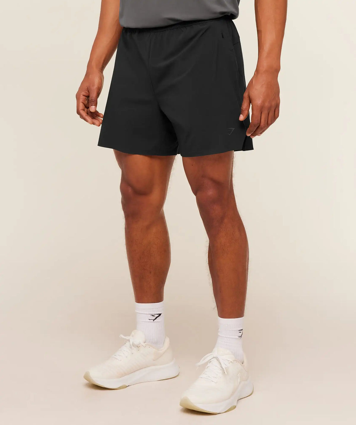 Evolve 5" Short