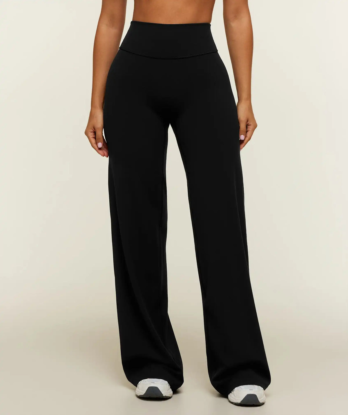 SoftSense™ High-Rise Straight Leg Leggings Short
